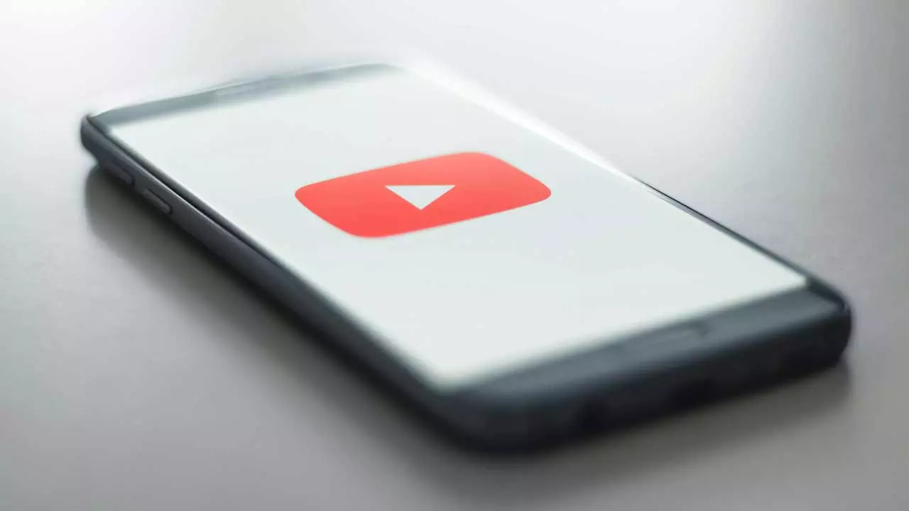 YouTube kopiert eine der charakteristischsten Funktionen von TikTok, und es wird Ihnen nicht gefallen